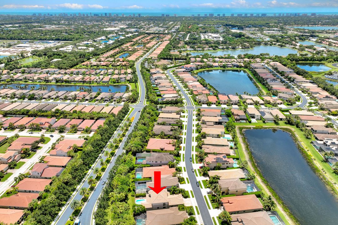 13750 Callisto Ave, Naples, FL 34109