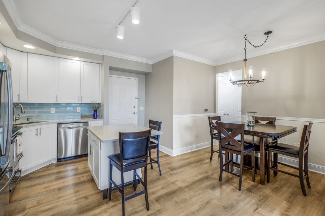 2825 Palm Beach Blvd #316, Fort Myers, FL 33916