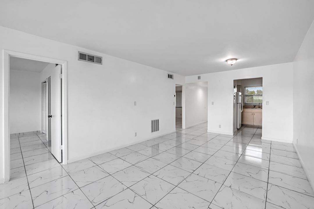 1000 Manatee Rd #A-306, Naples, FL 34114