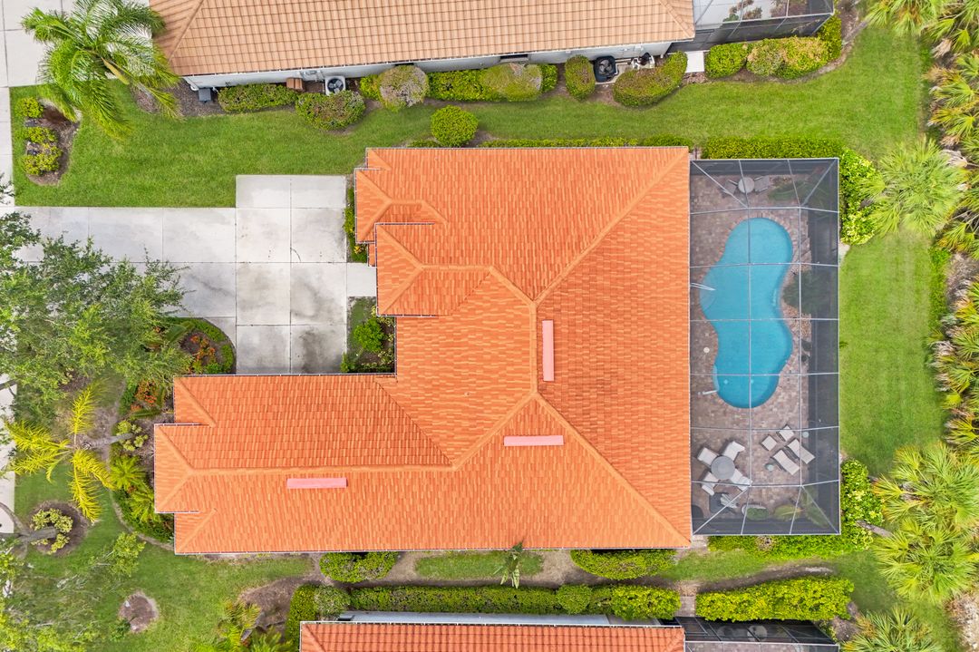 8223 Potomac Ln, Naples, FL 34104