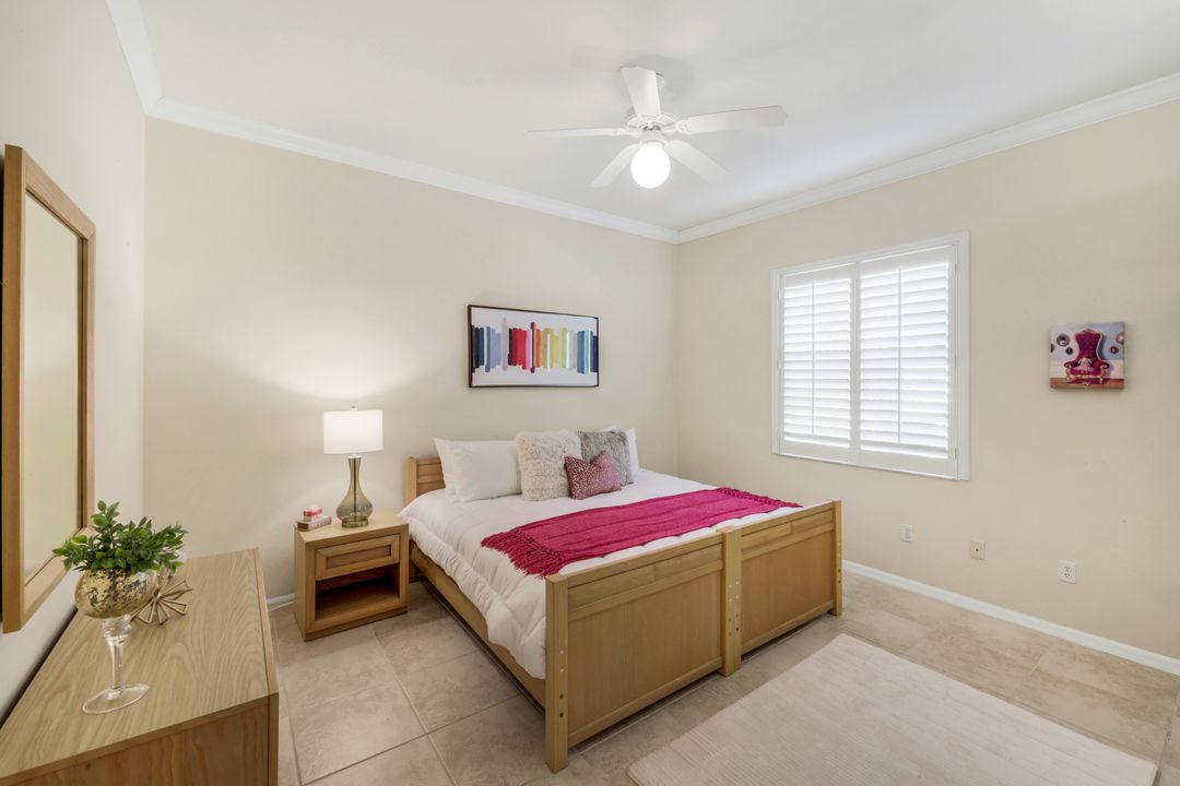 10824 Pond Ridge Dr, Fort Myers, FL 33913