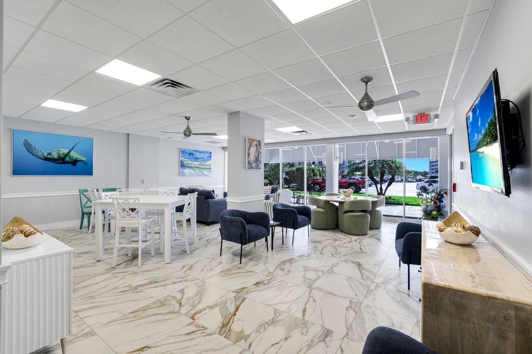 5 Bluebill Ave #506, Naples, FL 34108