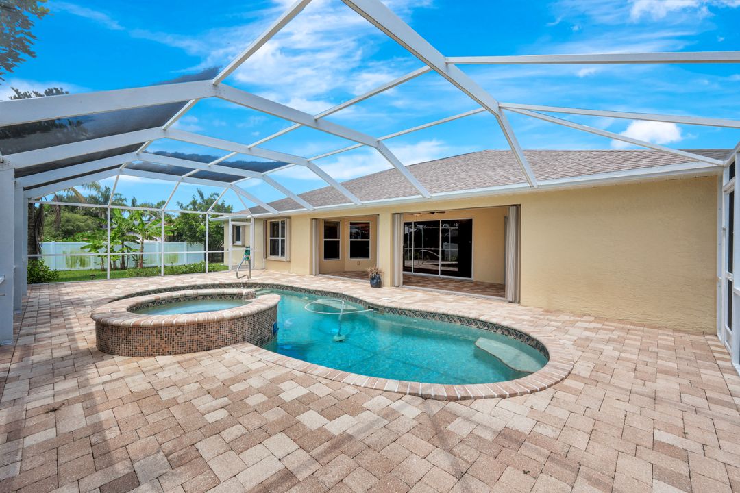 4327 SW 19th Ave, Cape Coral, FL 33914