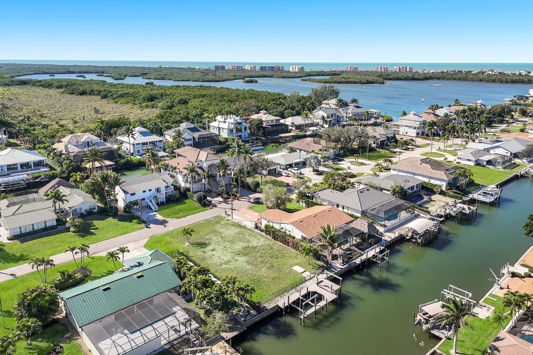 207 6th St, Bonita Springs, FL 34134