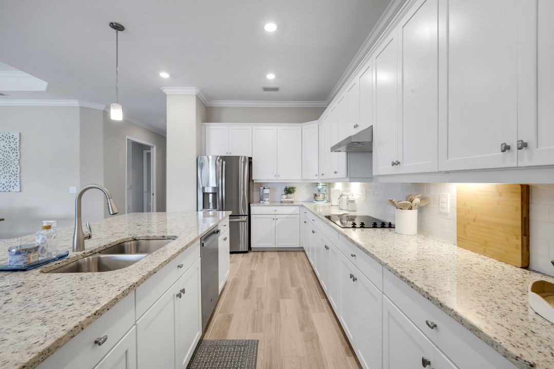 28029 Foxrock Ct, Bonita Springs, FL 34135