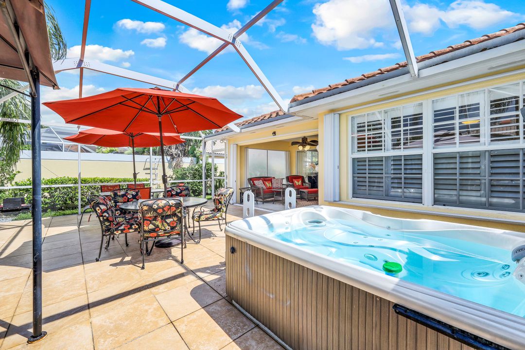 4823 Lasqueti Way, Naples, FL 34119