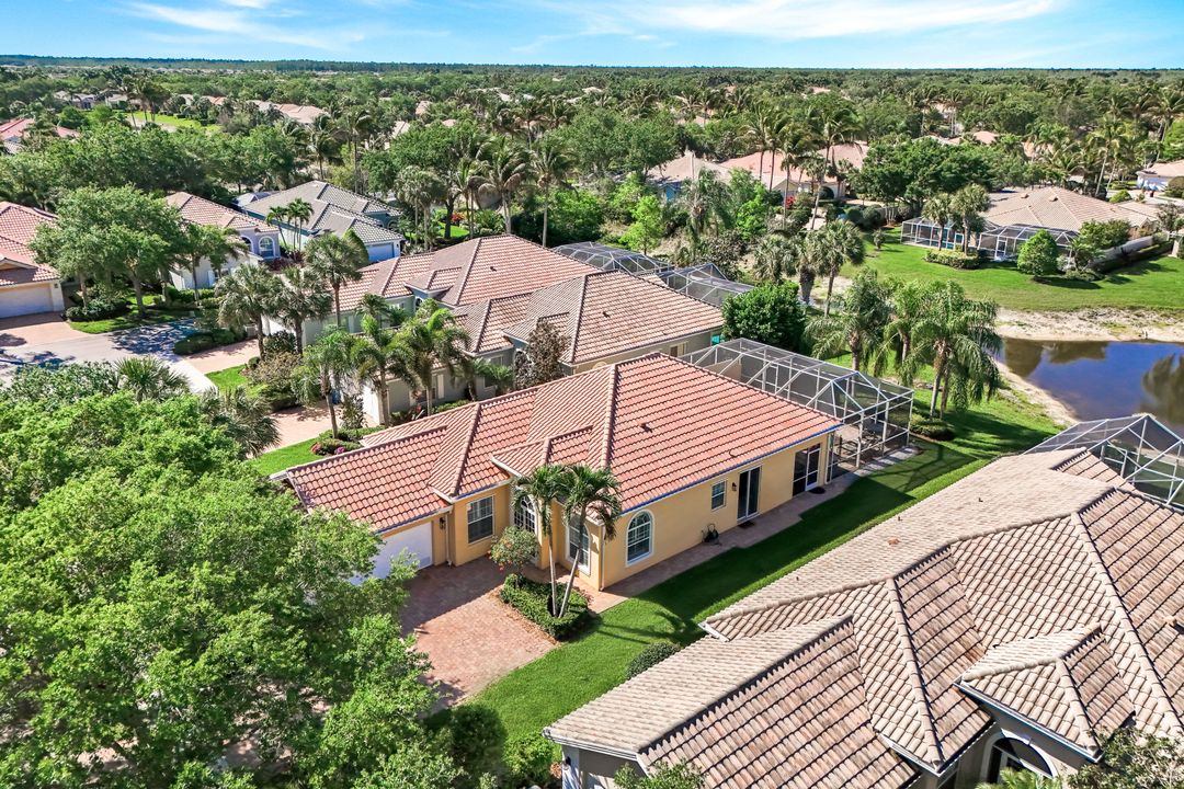 28032 Eagle Ray Ct, Bonita Springs, FL 34135