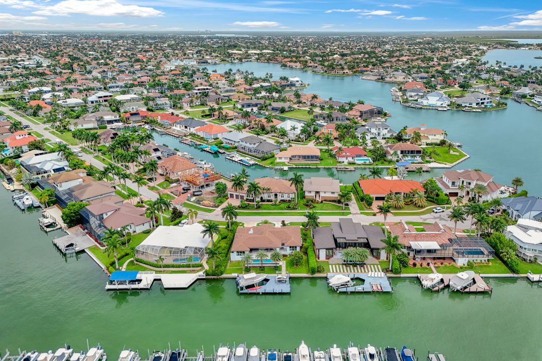 860 Partridge Ct, Marco Island, FL 34145