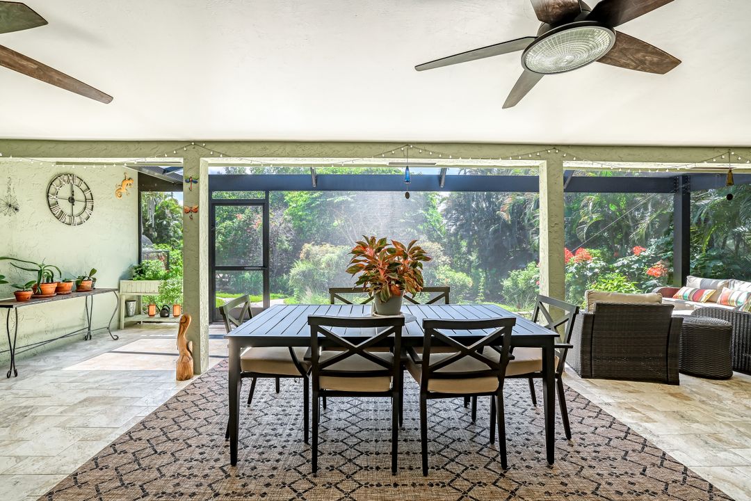 401 Panay Ave, Naples, FL 34113