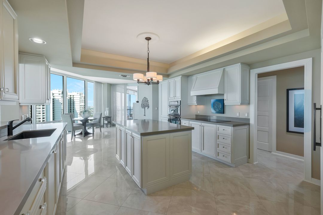 3991 Gulf Shore Blvd N #1604, Naples, FL 34103