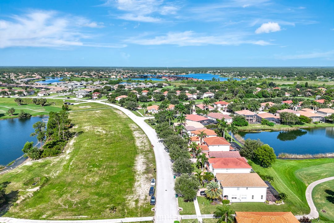 1574 Double Eagle Trail, Naples, FL 34120