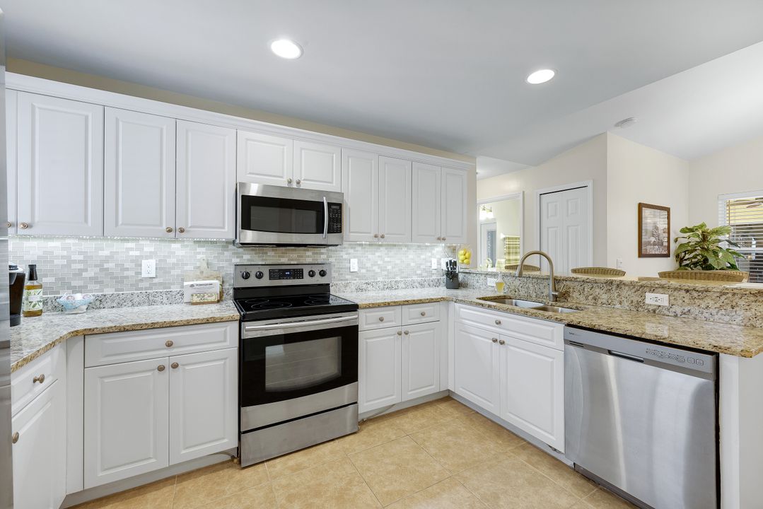 401 NW 18th Ave, Cape Coral, FL 33993