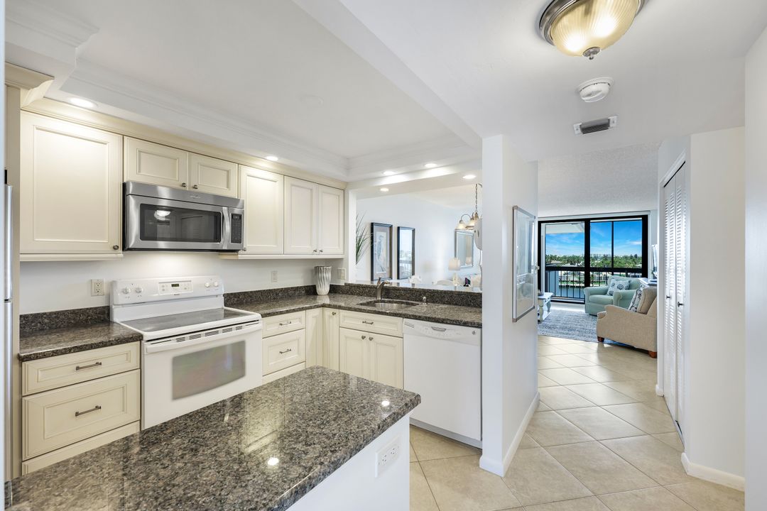 591 Seaview Ct #603A, Marco Island, FL 34145