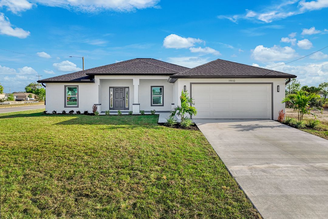 1910 NE 42nd Terrace, Cape Coral, FL 33909
