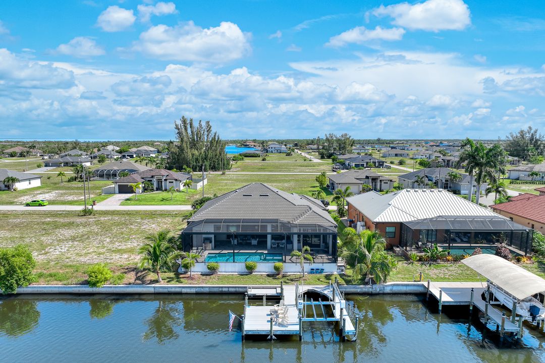 4612 NW 33rd Terrace, Cape Coral, FL 33993