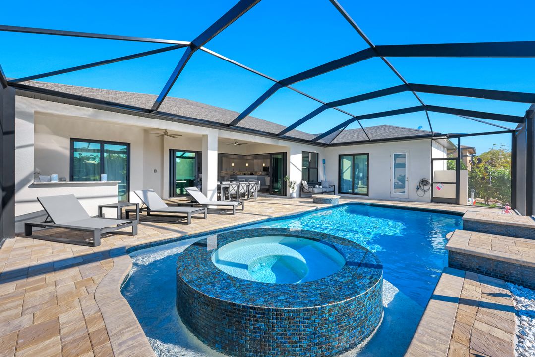 1932 SW 17th Ave, Cape Coral, FL 33991