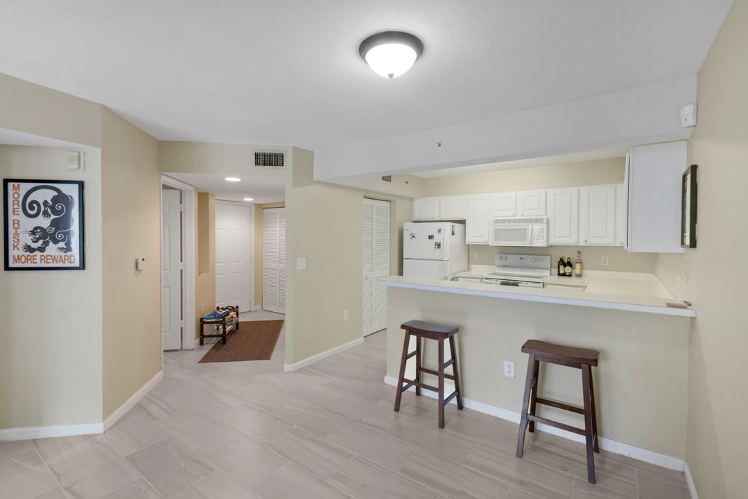 4105 Residence Drive #703, Fort Myers, FL 33901