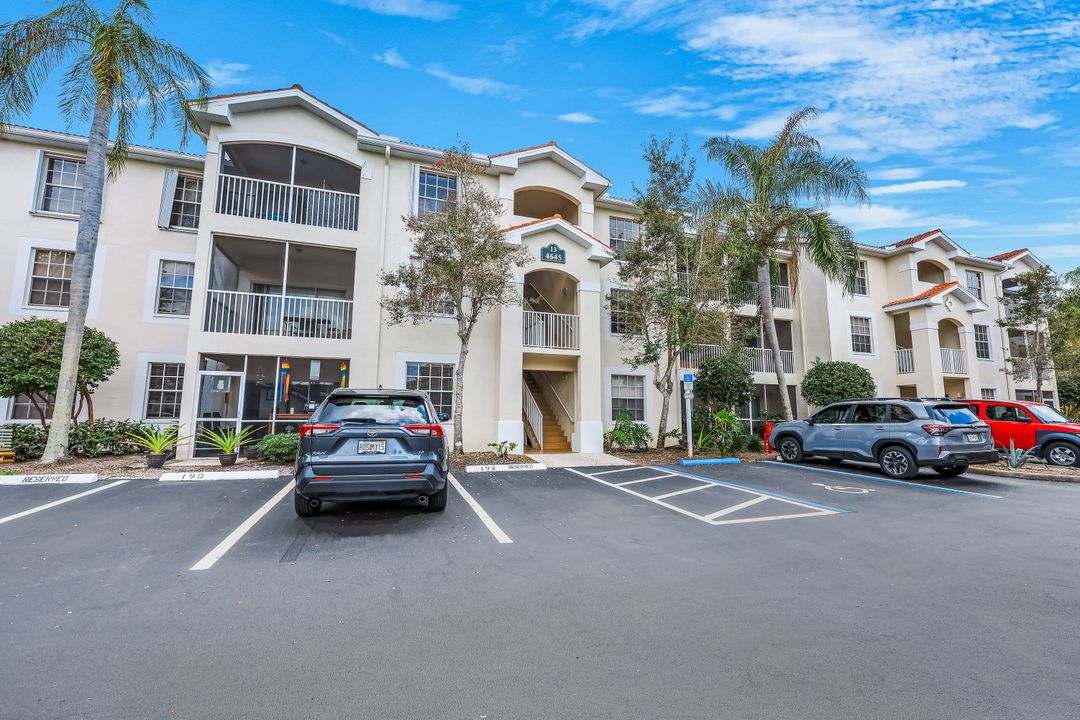 4645 St Croix Ln #1335, Naples, FL 34109