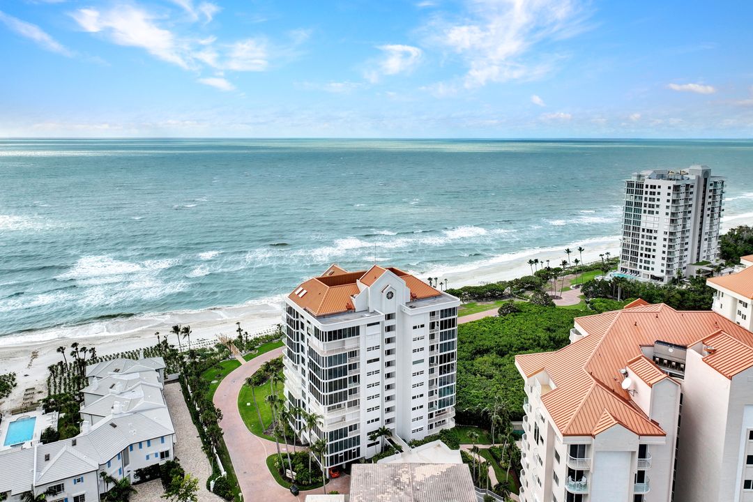 20 Seagate Dr #1102 (PH-2), Naples, FL 34103
