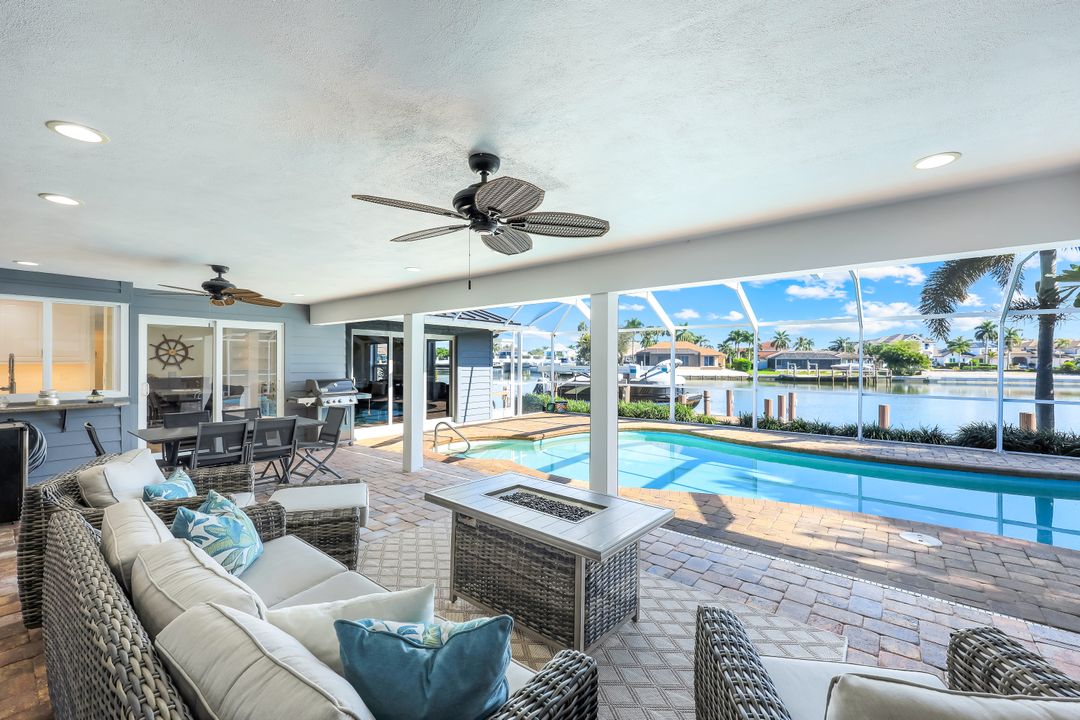 427 Nassau Ct, Marco Island, FL 34145