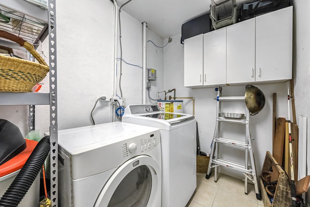 801 NW 26th St, Wilton Manors, FL 33311
