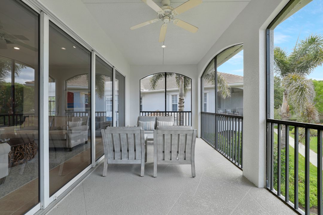 5030 Blauvelt Way #201, Naples, FL 34105