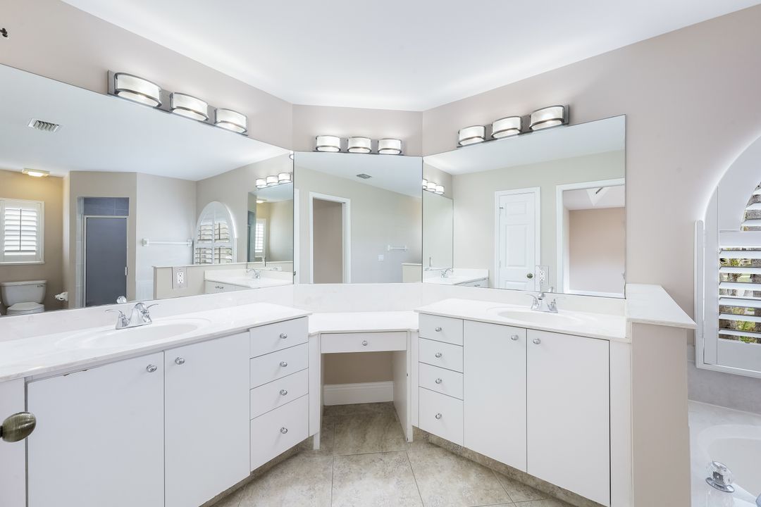 142 Saxon St, Marco Island, FL 34145