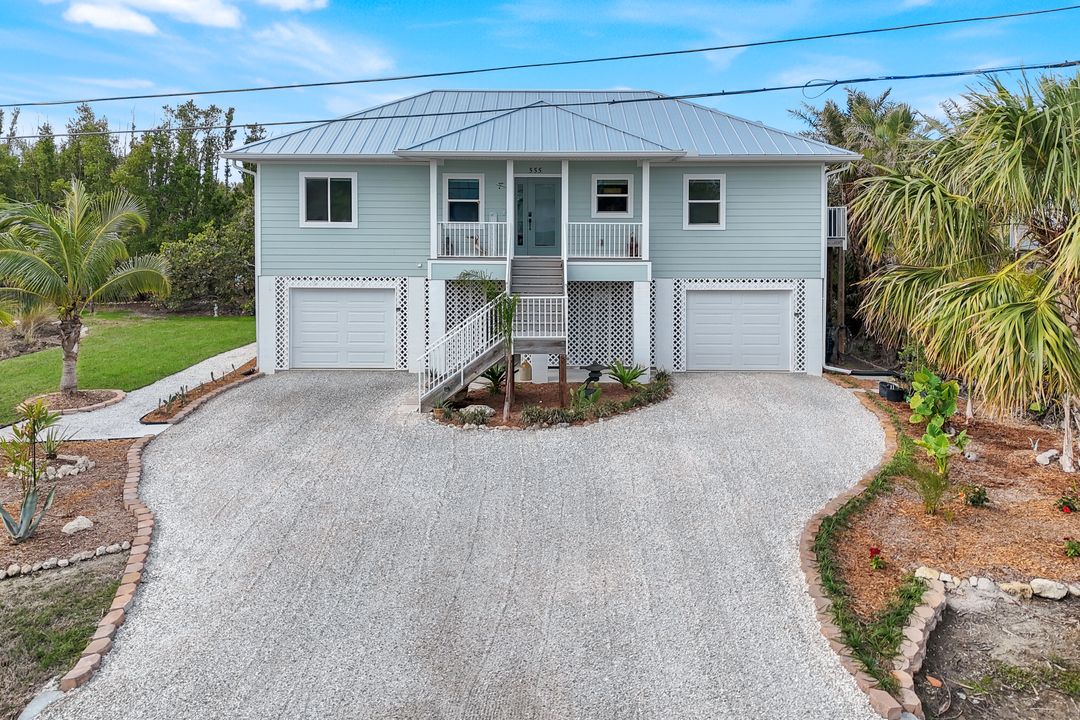 555 Piedmont Rd, Sanibel, FL 33957