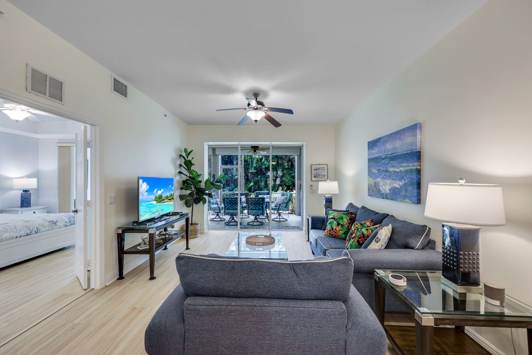 2350 Hidden Lake Ct #2511, Naples, FL 34112