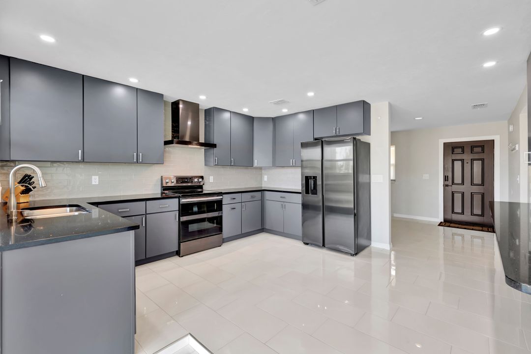 3907 Del Prado Blvd S #C-203, Cape Coral, FL 33904