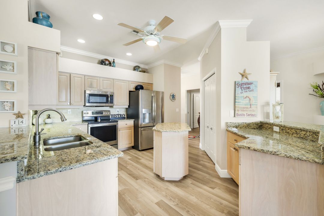 25681 Springtide Ct, Bonita Springs, FL 34135