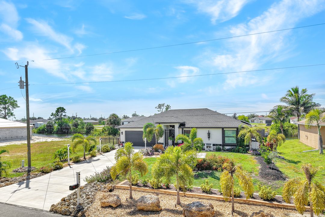 2906 NE 6th Ave, Cape Coral, FL 33909