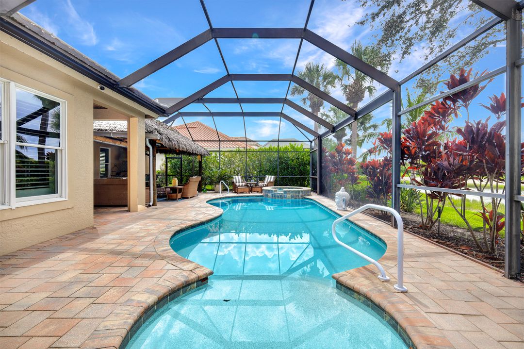 9784 Nickel Ridge Cir, Naples, FL 34120