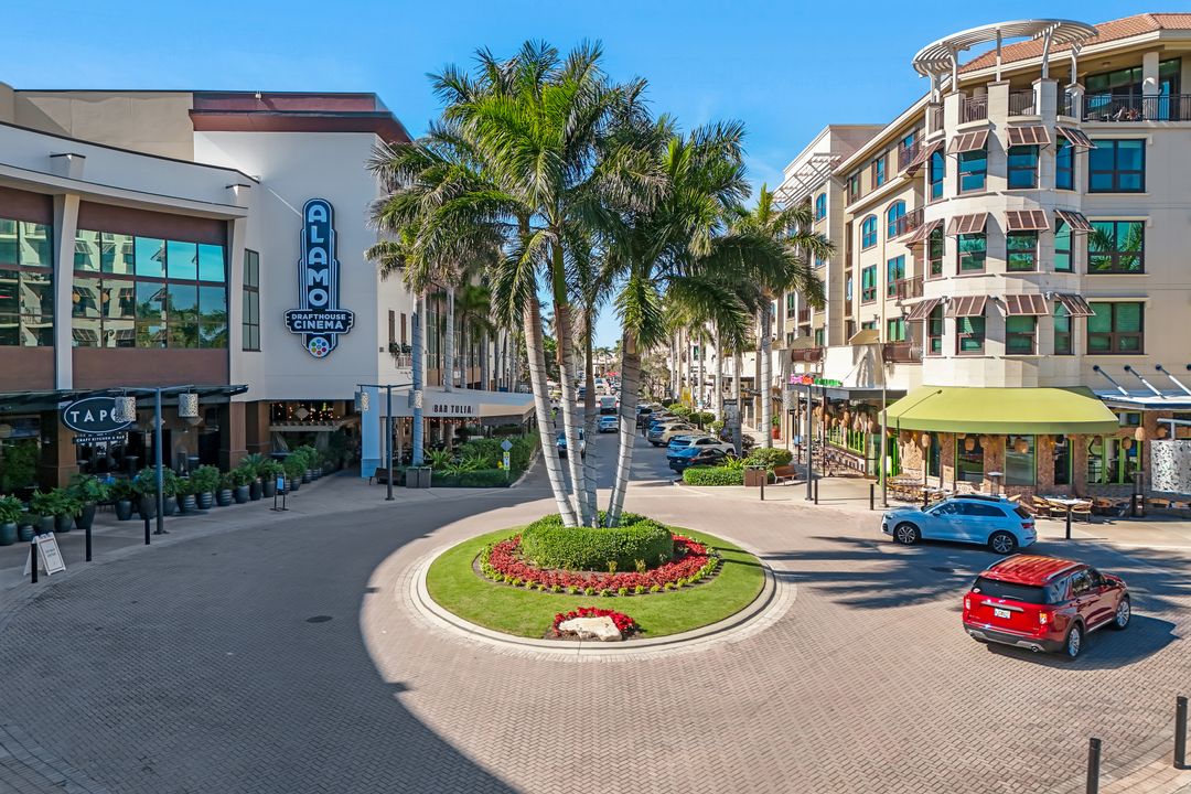 9115 Strada Pl #5312, Naples, FL 34108