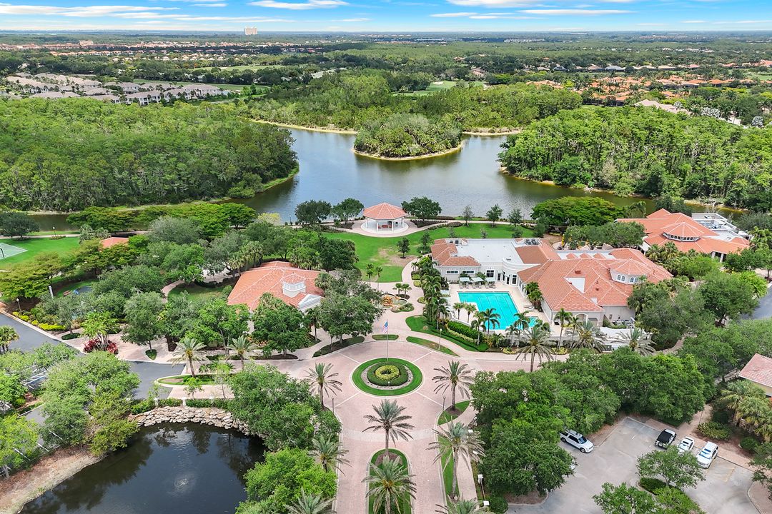 22949 Shady Knoll Dr, Bonita Springs, FL 34135