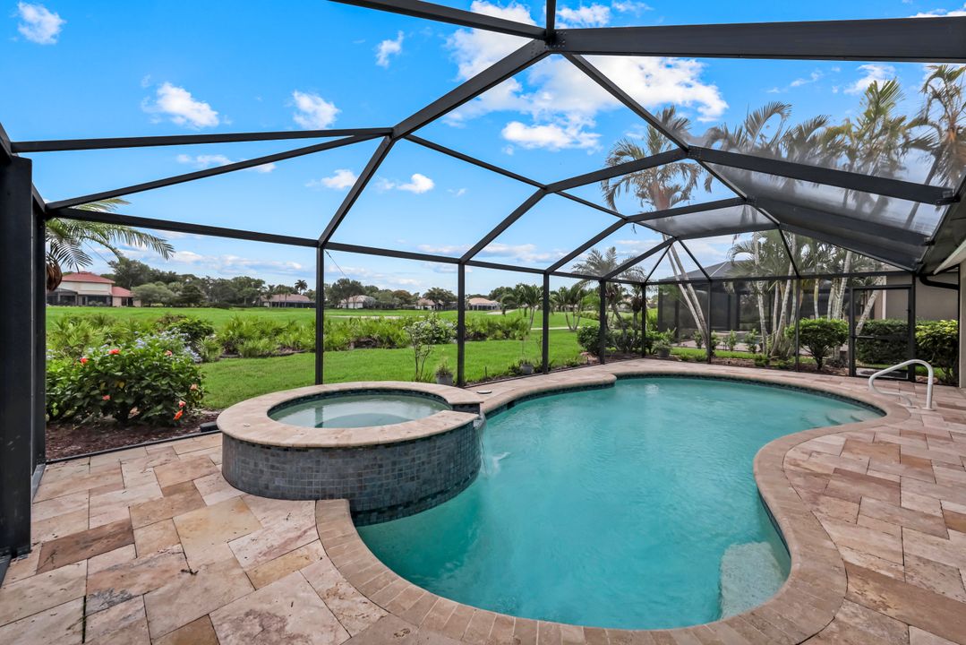 25061 Bay Cedar Dr, Bonita Springs, FL 34134