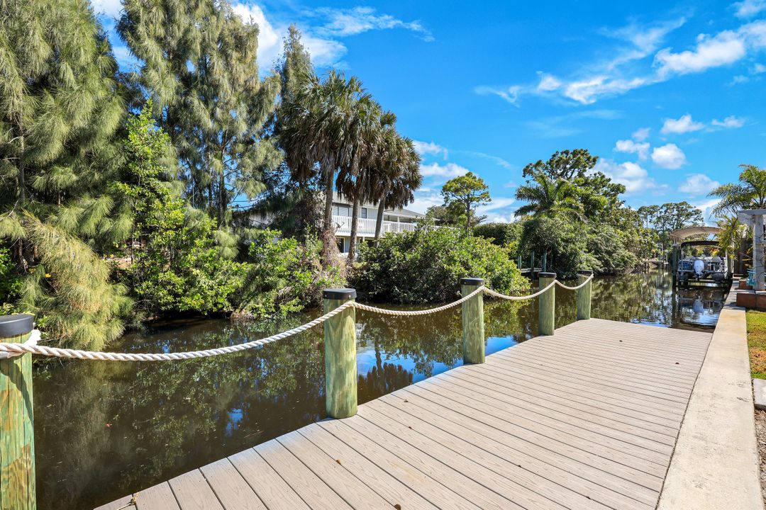 27234 Jolly Roger Ln, Bonita Springs, FL 34135