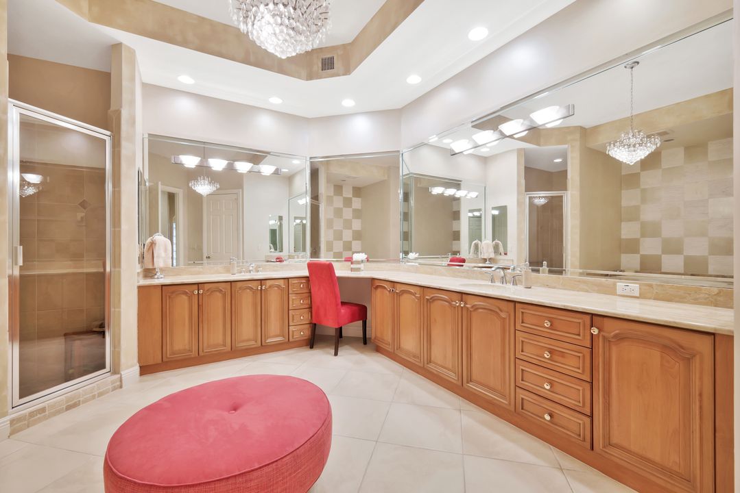 6501 Crown Colony Pl #102, Naples, FL 34108