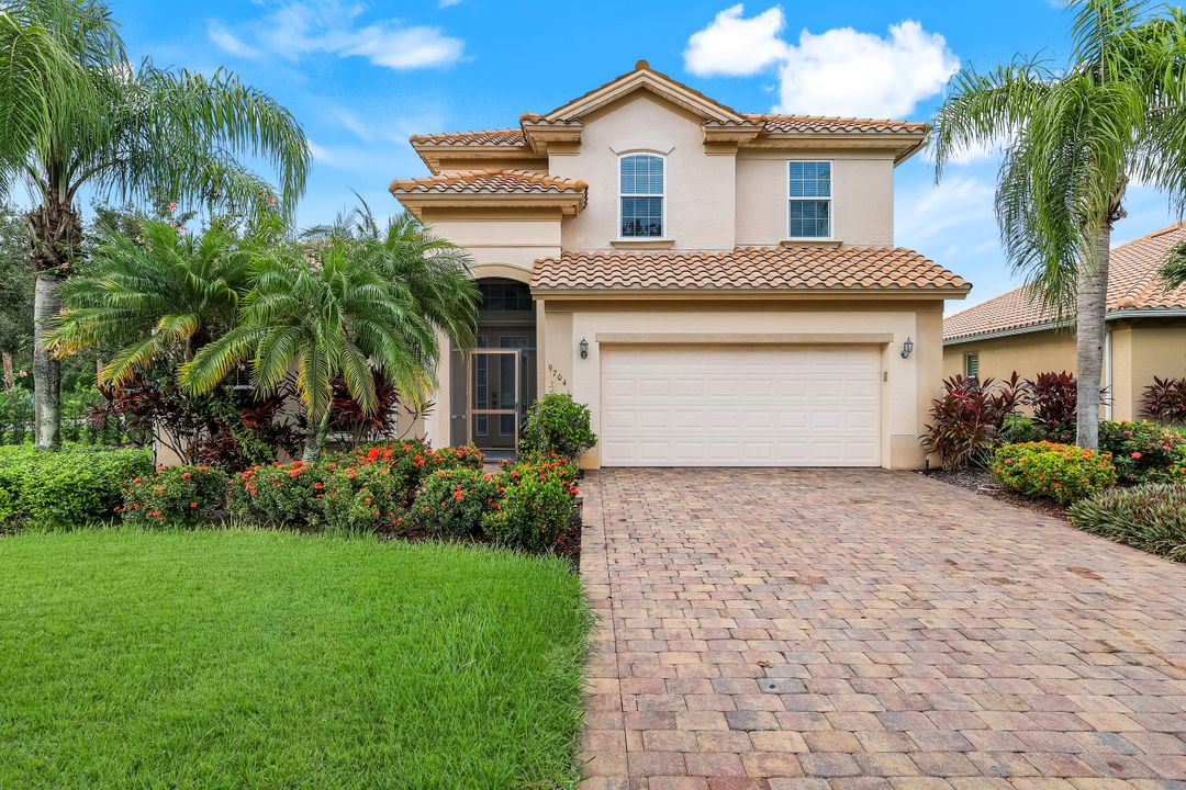 9704 Cobalt Cove Cir, Naples, FL 34120