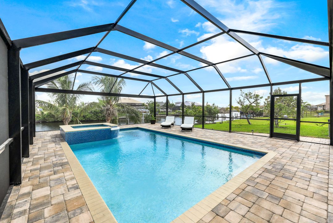 3313 Embers Pkwy W, Cape Coral, FL 33993