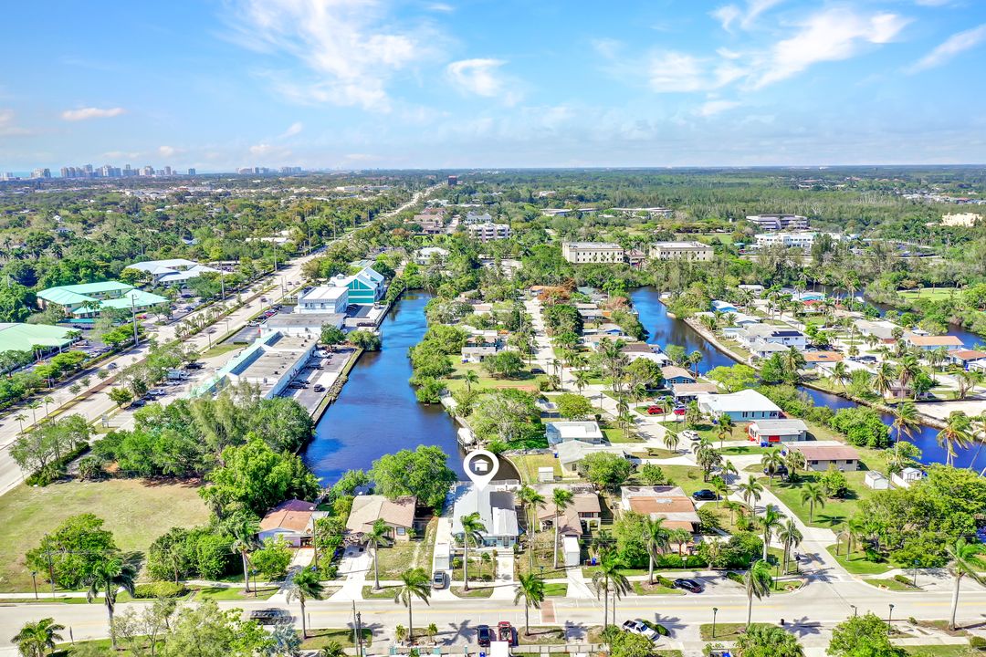 1273 5th Ave N, Naples, FL 34102