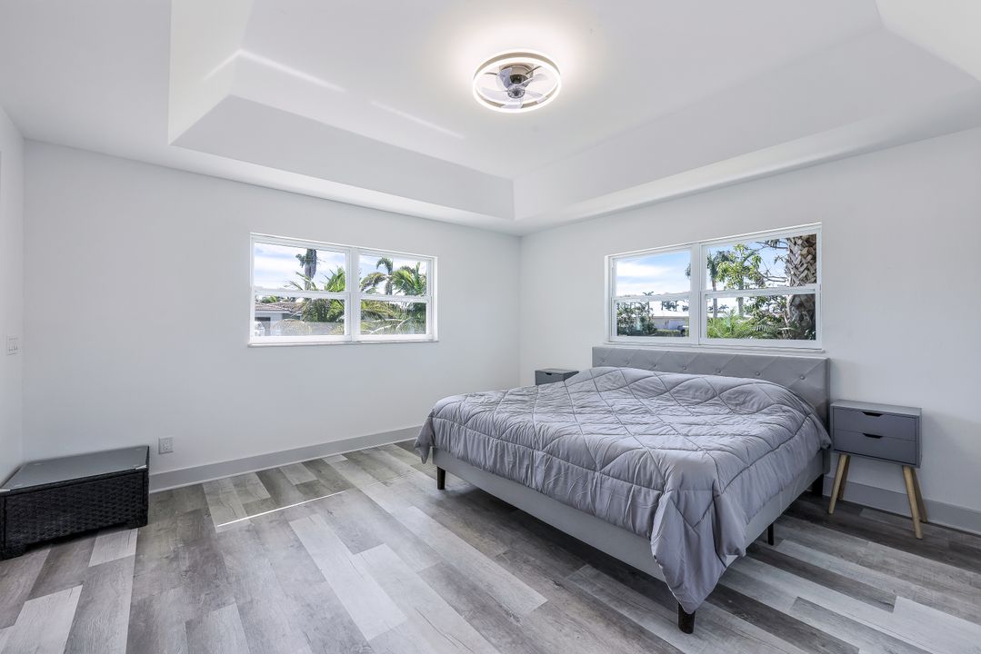 5308 Baypoint Ct, Cape Coral, FL 33904