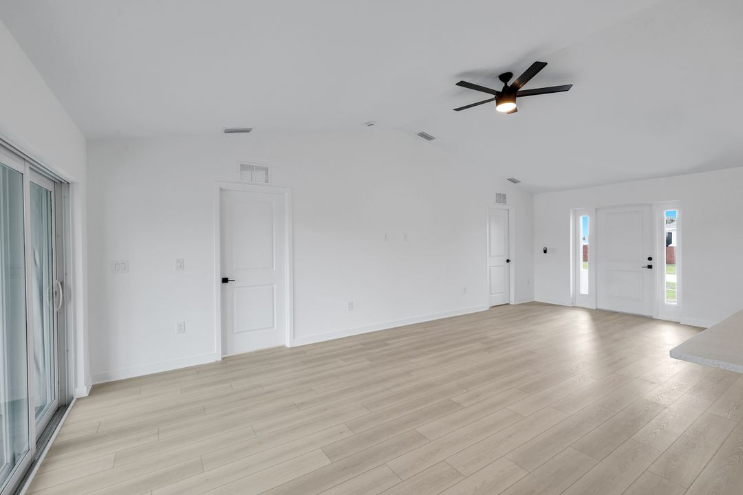 1517 NE 23rd St, Cape Coral, FL 33909