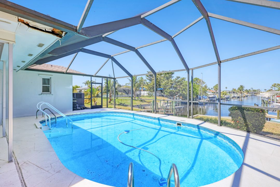 1741 SE 29th Ln, Cape Coral, FL 33904