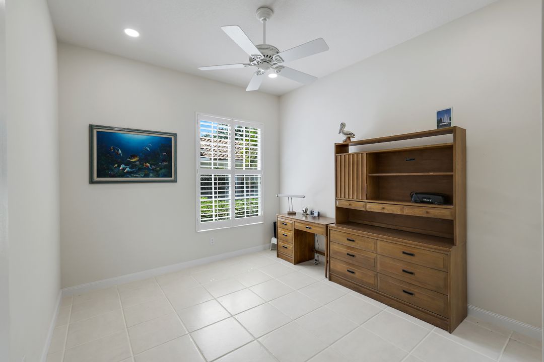4024 Trinidad Way, Naples, FL 34119