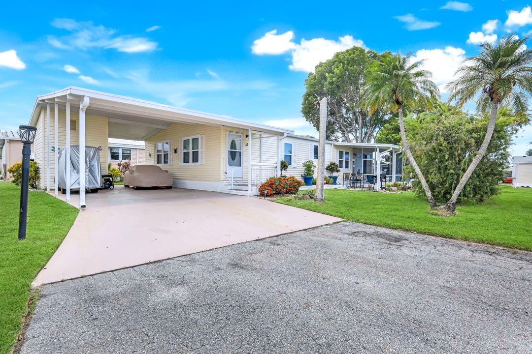 39 Umber Ct, Fort Myers, FL 33908
