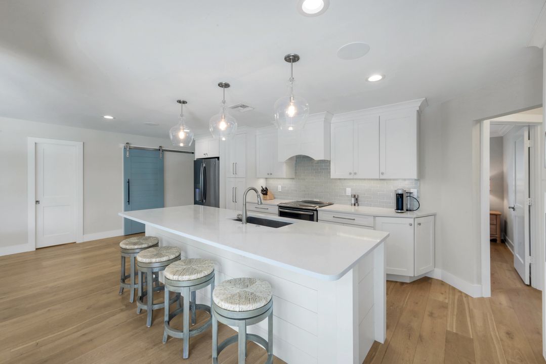 641 Hernando Dr, Marco Island, FL 34145