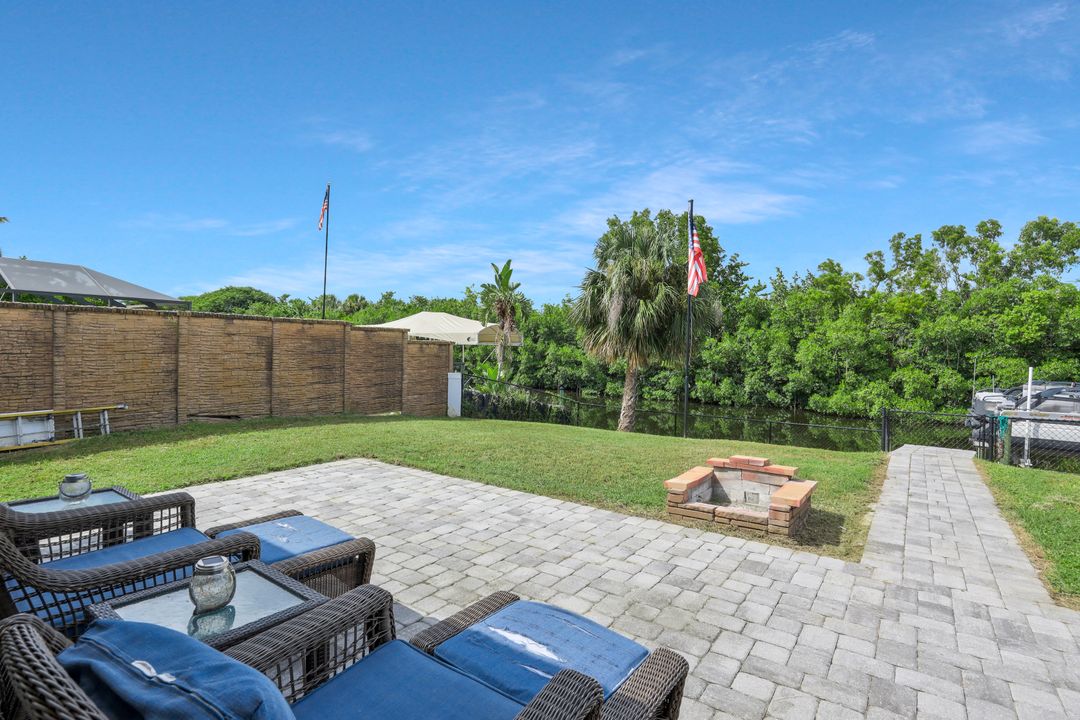 1317 Everest Pkwy, Cape Coral, FL 33904
