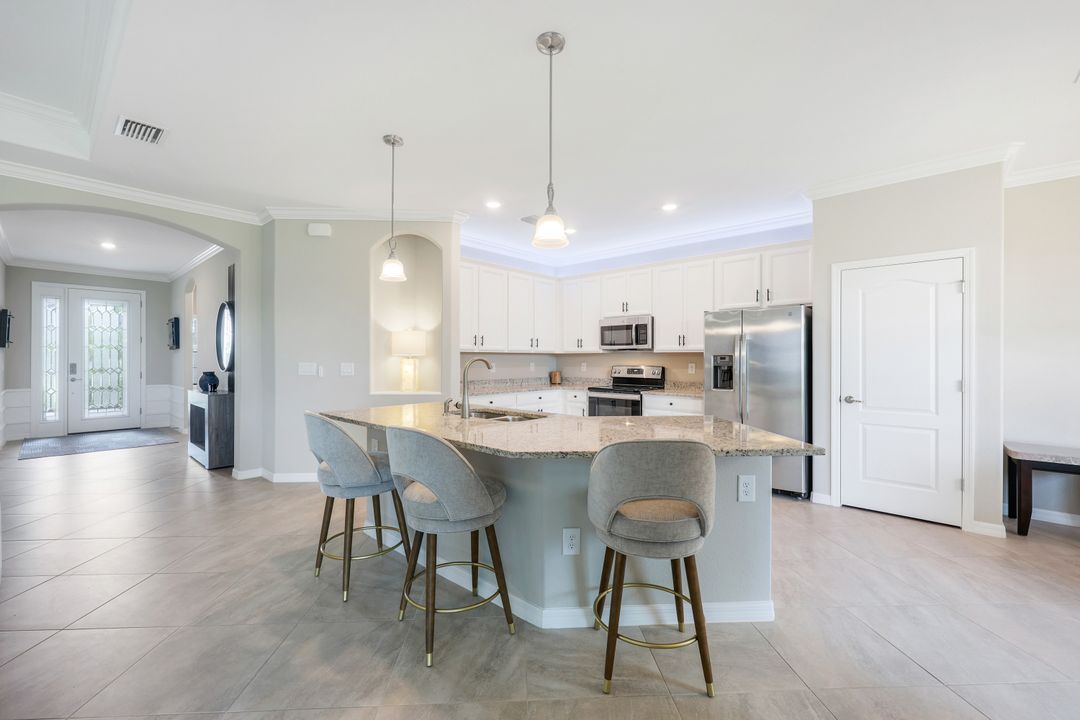 19302 Elston Wy, Estero, FL 33928