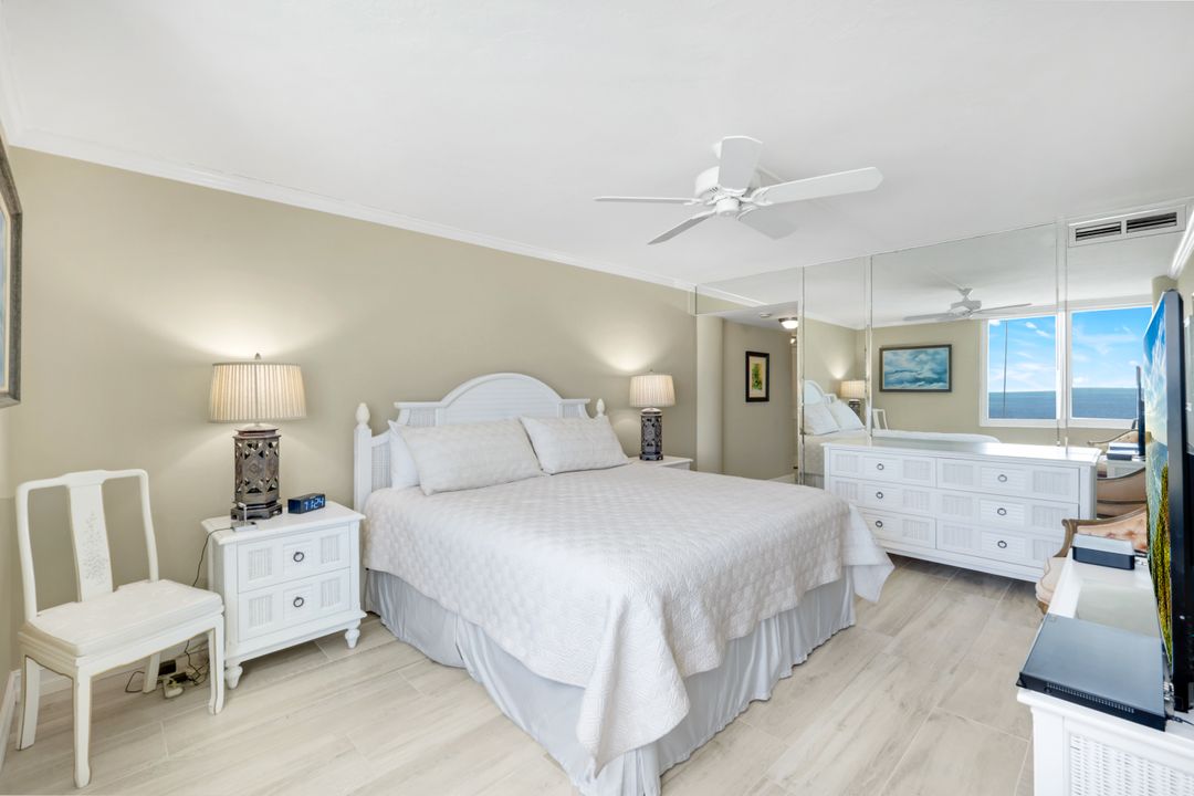 4041 Gulf Shore Blvd N #403, Naples, FL 34103